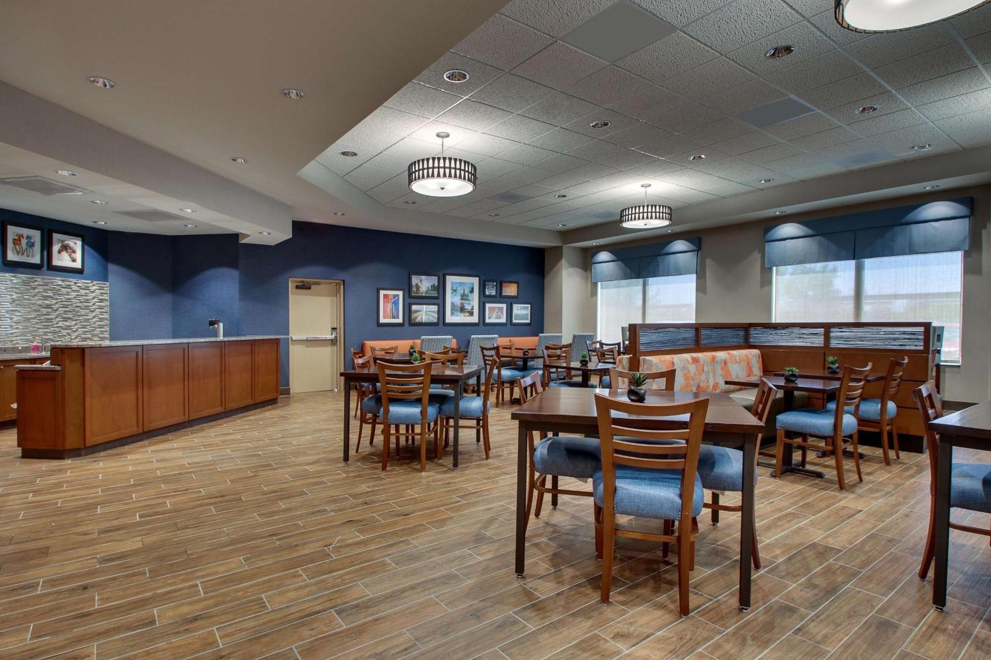Drury Inn & Suites Iowa City Coralville Esterno foto
